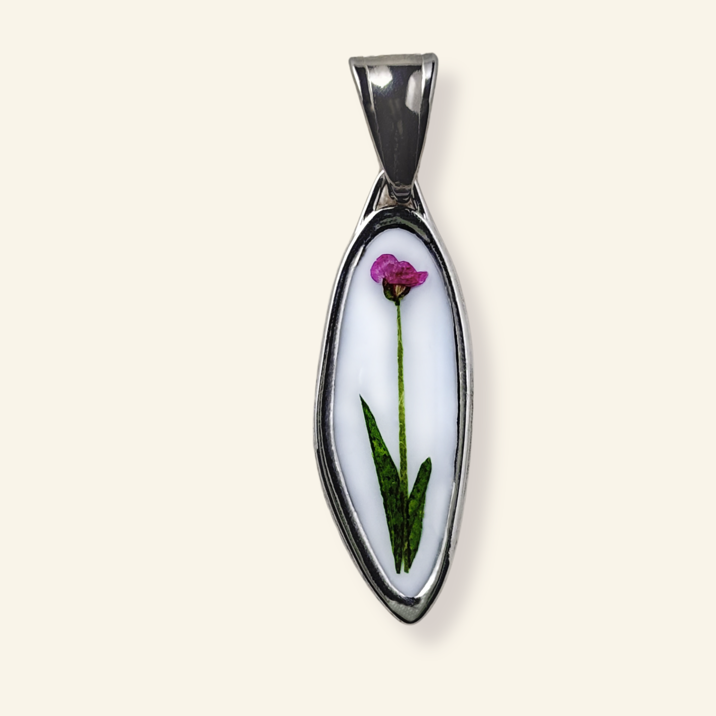 Ora Pendant